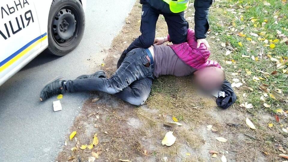 Чоловіка затримали менше ніж за годину