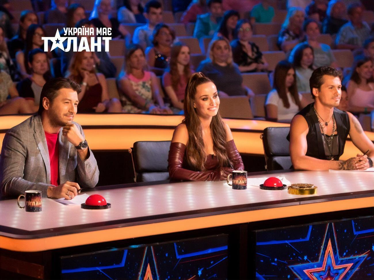 Журі конкурсу стали Притула (ліворуч), Мішина (у центрі) та Кот (праворуч)