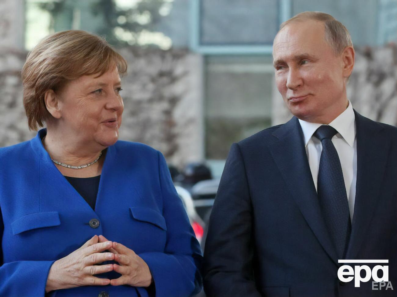 Меркель ще 2001 року зрозуміла, що у неї з Путіним "є значні розбіжності"