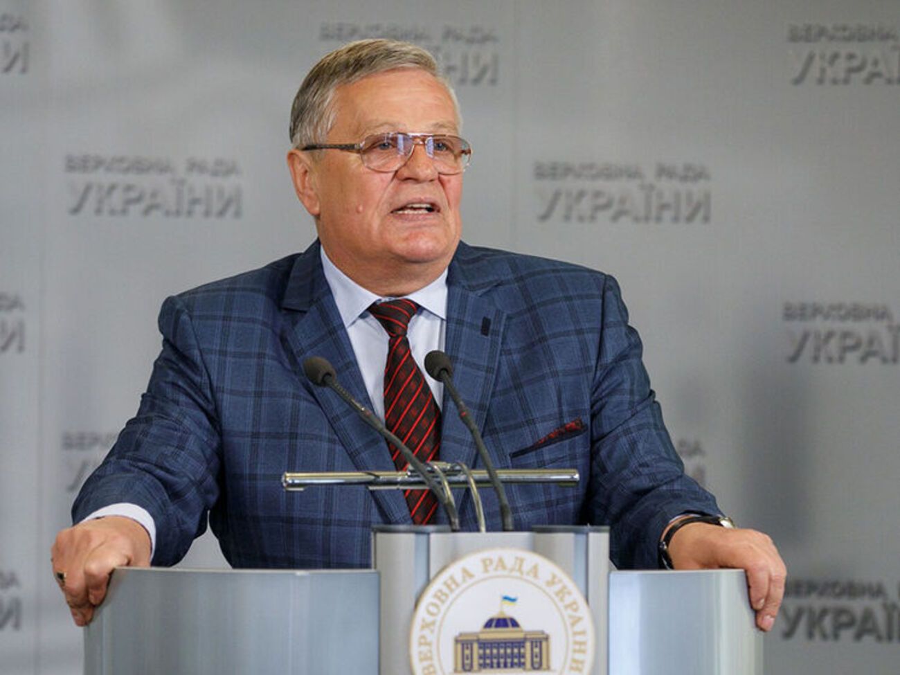 Німченко: Святі конфіденційні питання народного депутата я не можу довірити людині, яка не знаходиться в переліку близьких