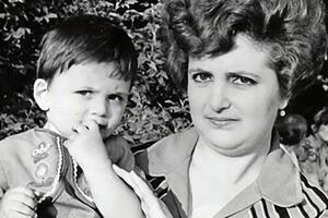 Володимир Гройсман із мамою, учителькою української мови та літератури Жанною Ізраїлівною