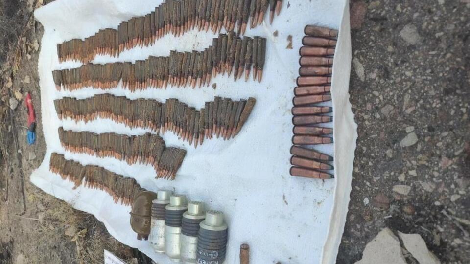 Правоохранители нашли в тайнике 386 патронов к стрелковому оружию