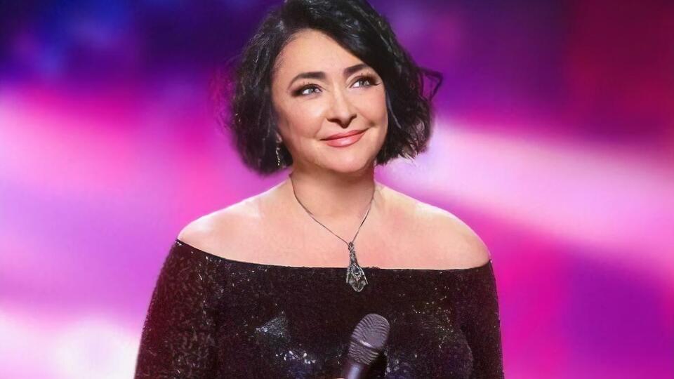 Лоліта Мілявська показала, який вигляд має в мінісукні й туфлях на підборах