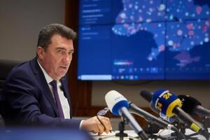 Данілов: Я знаю як мінімум три групи, які з'ясовують, хто представлятиме тут інтереси Путіна