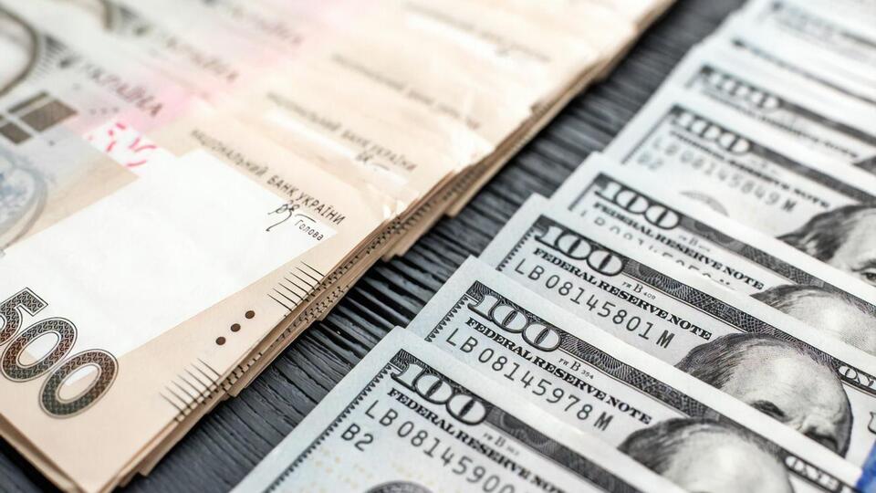 Гривня щодо долара подешевшала з 26,29 грн/$ до 26,35 грн/$