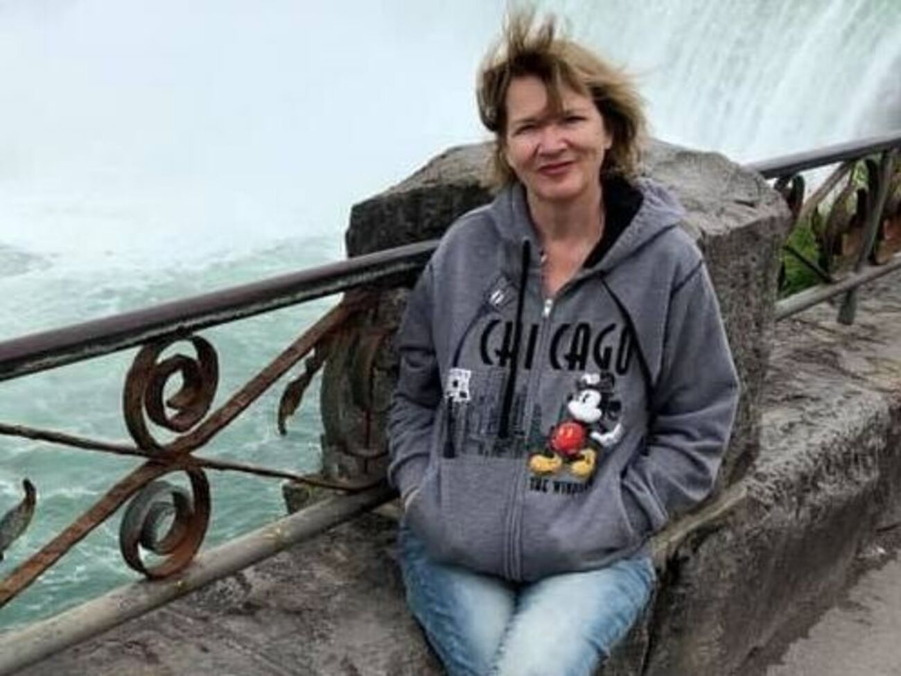 Пока Путин бредит, будто иностранцы едут в Россию колоть "Спутник", в реальной жизни его подданные едут вакцинироваться в Европу