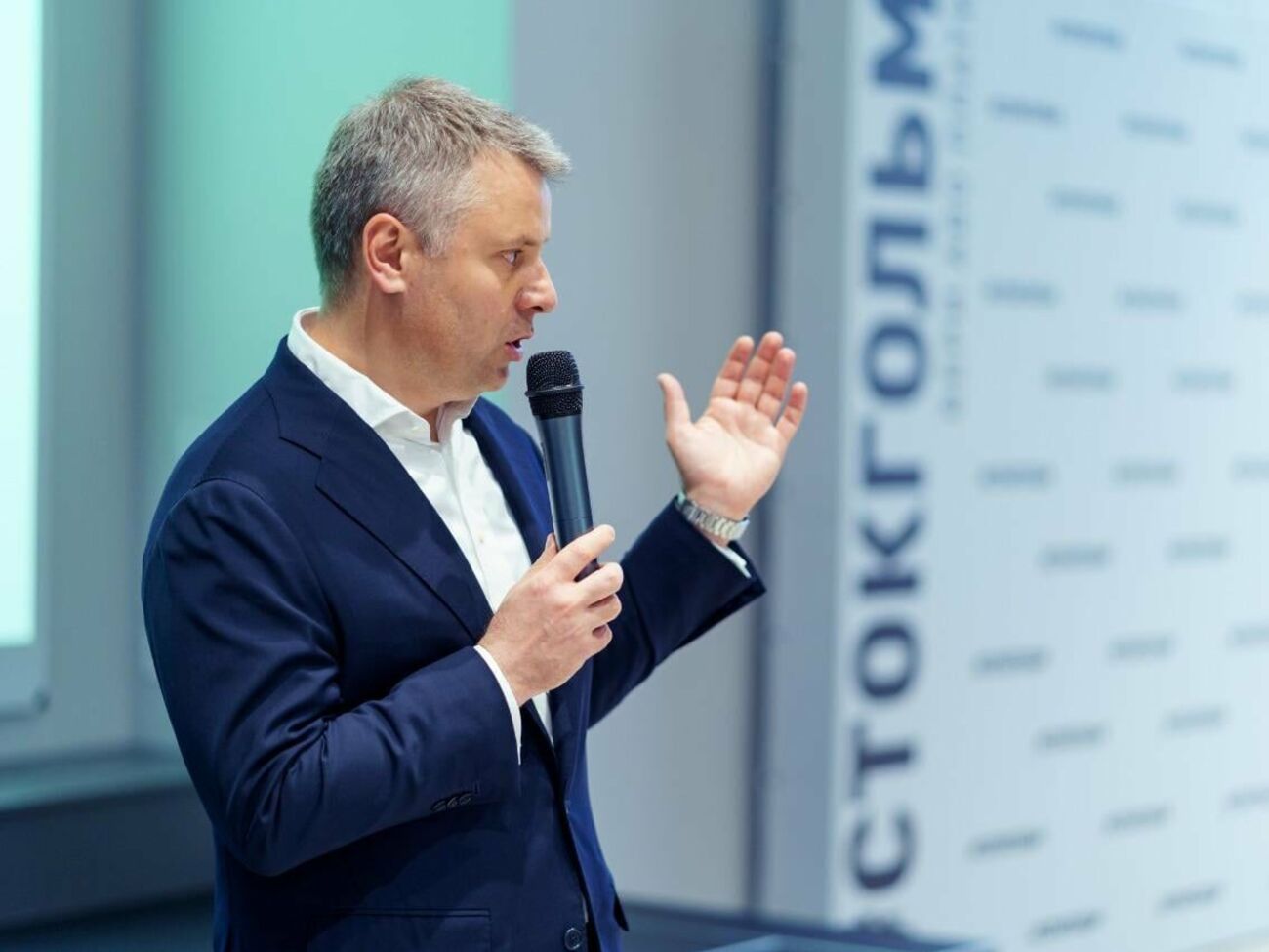 ФРН та інші країни ЄС критично залежатимуть від постачання газу через "Північний потік &ndash; 2" після його запуску, зазначив Вітренко