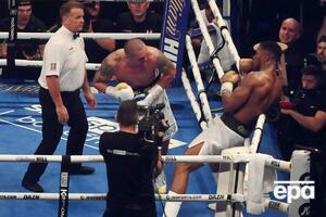 26 сентября Усик выиграл у Джошуа бой за звание объединенного чемпиона мира по версиям WBA Super, WBO, IBF и IBO в супертяжелом весе