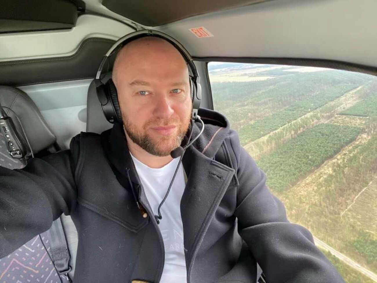 В чушь о чипировании вакциной верят и блогеры Instagram, и бабушки из деревни. Никакой зависимости от уровня доходов или образования тут нет