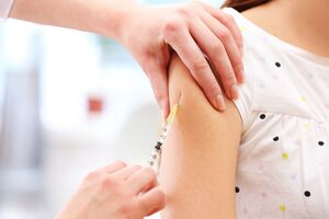 Украина увеличила темпы вакцинации от коронавируса