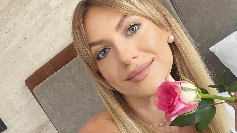 Никитюк родилась в Хмельницком в 1987 году