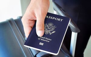 Держдеп США видав перший паспорт, де вказано третю стать