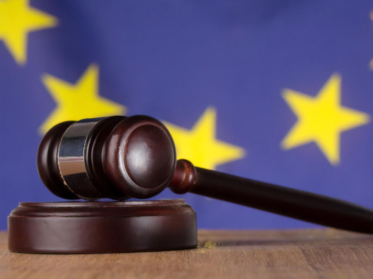 Польщу покарали за відмову ліквідувати дисциплінарну палату Верховного суду
