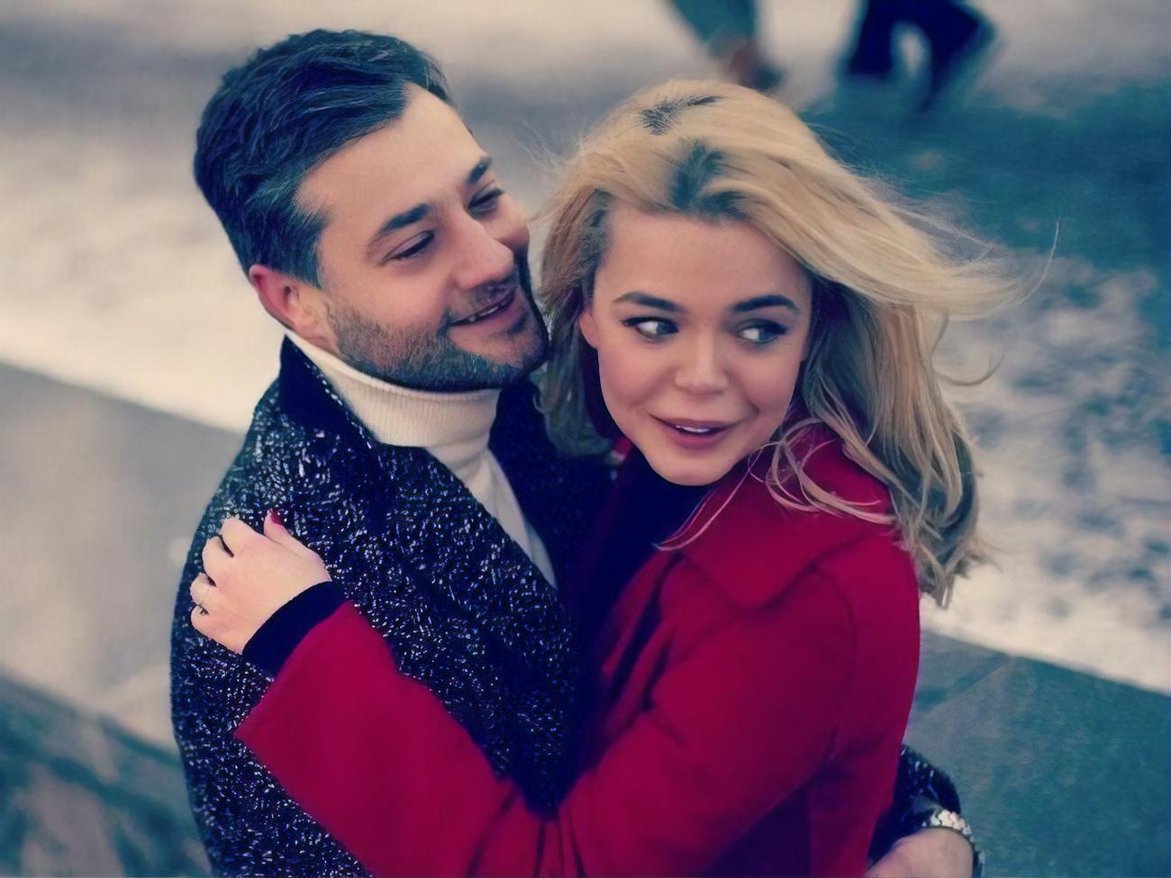 Полянський та Гросу перестали приховувати стосунки у травні 2021 року