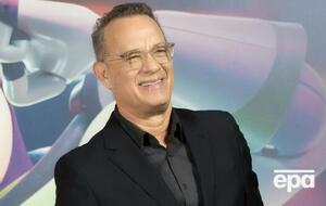 До этого случая Том Хэнкс уже был случайным гостем на свадьбе, когда в 2016 году фотографировался с молодоженами в Нью-Йорке