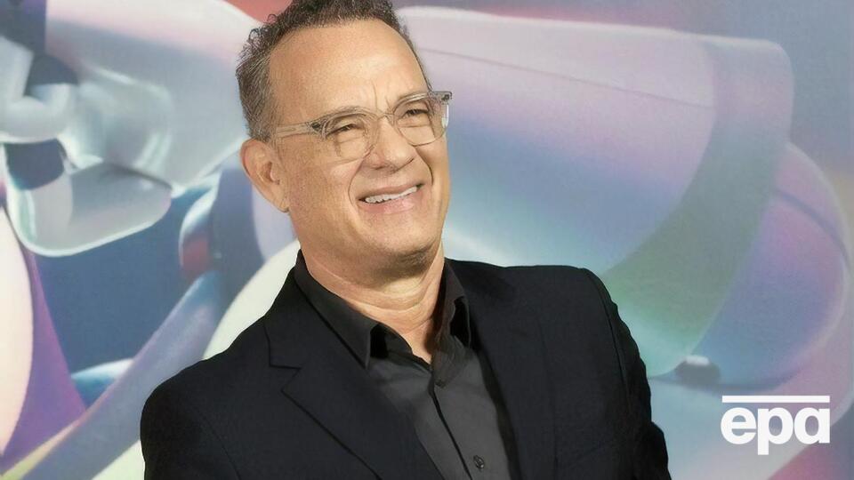 До этого случая Том Хэнкс уже был случайным гостем на свадьбе, когда в 2016 году фотографировался с молодоженами в Нью-Йорке