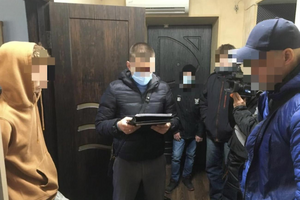 Хакеру-самоучке придется нести ответственность за подделку приложения "Дія", отметили в МВД Украины