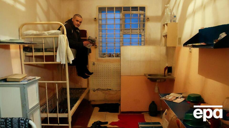 На початку серпня у в'язницях бойовиків було 295 людей, говорили у СБУ