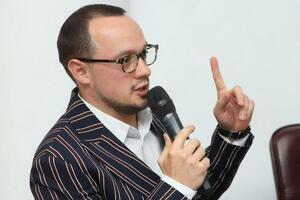 Дмитрий Ковганич: Если сделка состоялась, значит, она по меньшей мере устраивает обе стороны