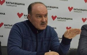 Українці витрачають на продукти та обов'язкові платежі 60% від свого бюджету, а влада нараховує соцвиплати за споживчим кошиком початку 2000-х