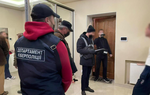 Полицейские провели 28 обысков по местам проживания фигурантов и в их автомобилях