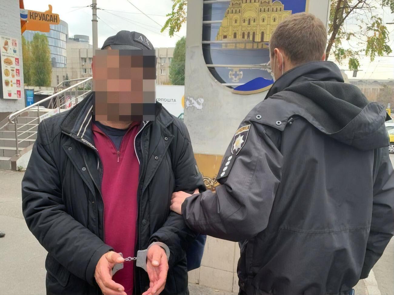 По данным полиции, задержанный нанес жертве 47 ножевых ранений