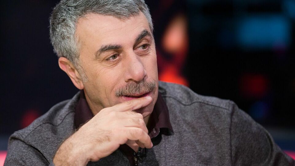 Комаровський порівняв зарплати медиків та айтішників