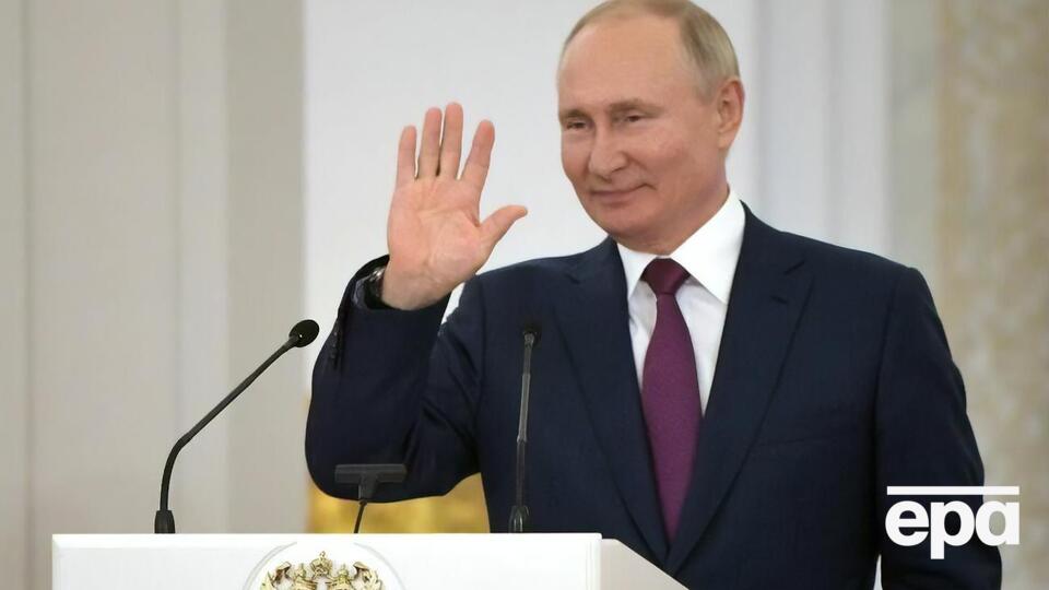 Путін перебуває при владі понад 20 років