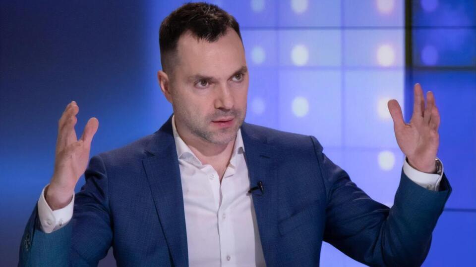 Арестович зазначив, що у ТКГ знаходять розуміння щодо вузькоспецифічних питань
