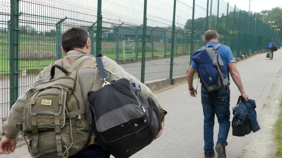 Трудовое участие украинцев в экономике Польши обеспечило в последние годы 13% ее роста, говорится в публикации
