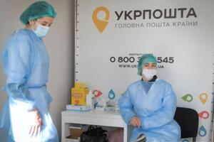 Наразі в "Укрпошті" вакциновано третину співробітників