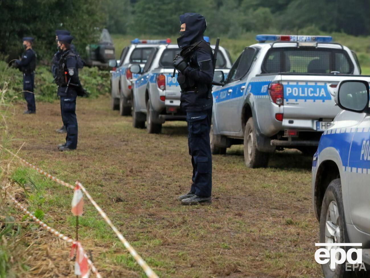 Польща побудувала паркан із колючої проволоки на кордоні з Білоруссю
