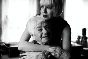 Шленчик (слева) привила своей внучке Жижченко (справа) любовь к бандуре