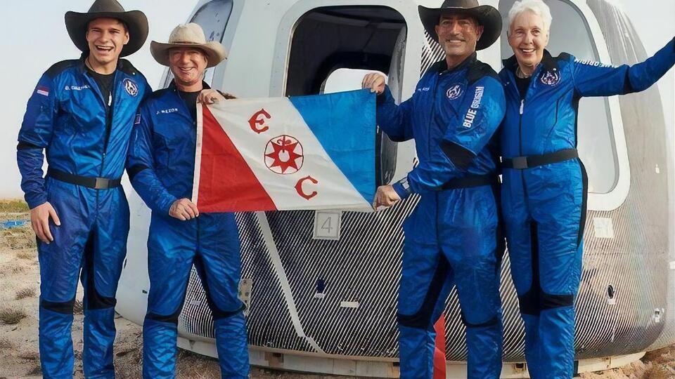 Корабль New Shepard с Безосом на борту слетал в космос 20 июля