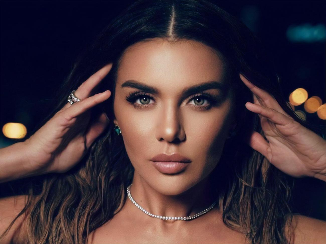 Седокова:&nbsp;Я просыпаюсь и говорю себе: "Аня, ты такая молодец!"