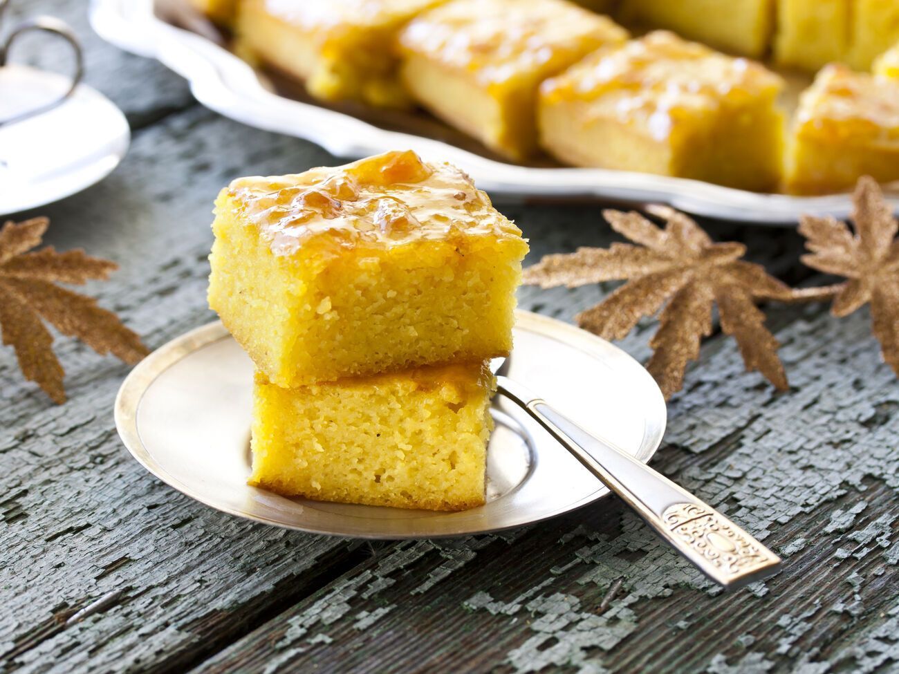 Выпекать манник необходимо в разогретой до 170&nbsp;&deg;C духовке около 40 минут