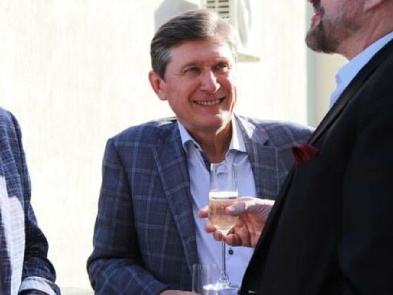 Когда сторонники Порошенко будут атаковать Зеленского из-за офшоров, им будут напоминать о точно таком же скандале с их лидером