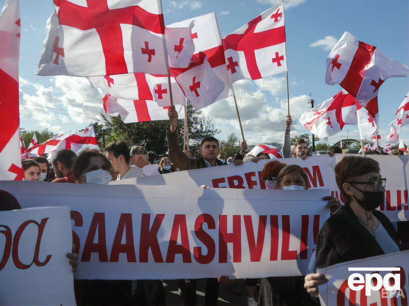 Сьогодні під будівлю в'язниці, де утримують Саакавшілі, на акцію протесту вийшли його прибічники