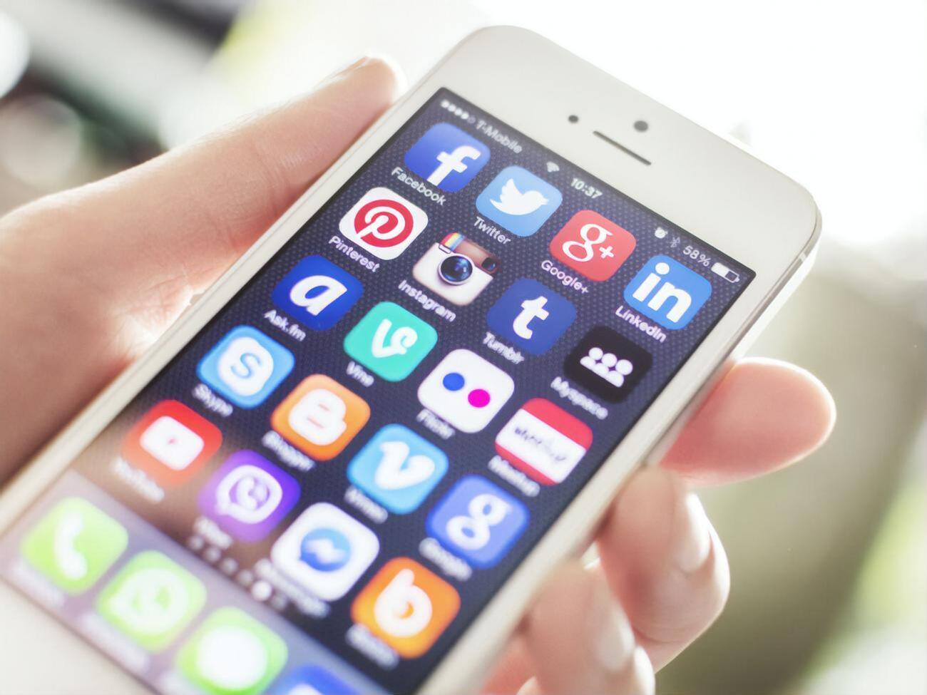 Причина сбоя в работе Facebook, Instagram и WhatsApp пока неизвестна