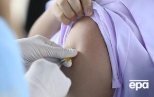 В EMA подчеркнули, что нужно различать дополнительные дозы вакцины для людей с ослабленным иммунитетом и бустерные дозы для пациентов с нормальной иммунной системой