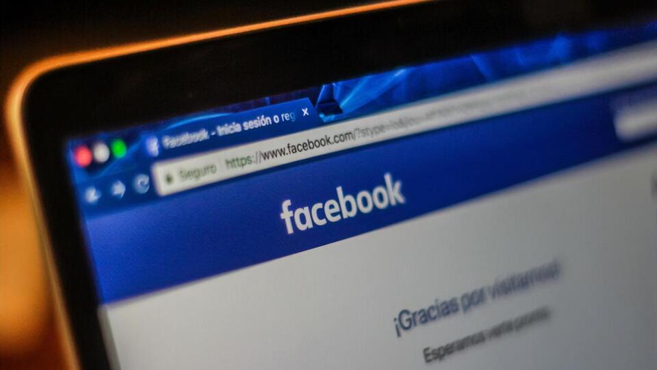 Сбой в работе Facebook продлился около шести часов