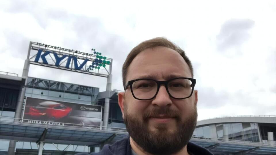Полозов (на фото) сообщил, что настроение у Джелялова хорошее