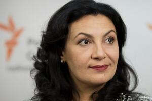 Иванна Климпуш-Цинцадзе: Мы все подали проекты постановлений об отмене голосования. Вчера в повестке дня они еще были, а сегодня я их не вижу в повестке дня