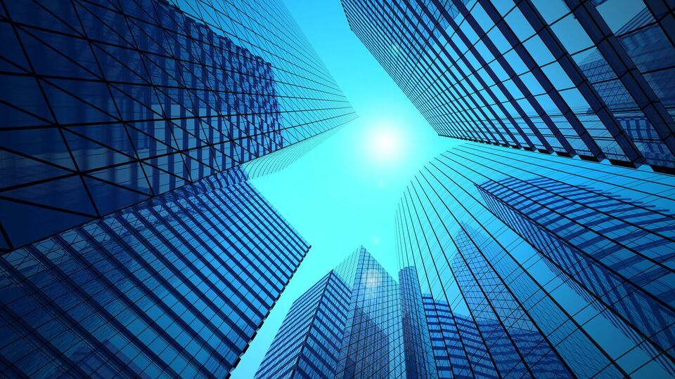 По данным правоохранителей, мальчик проживал с родителями в многоэтажном доме