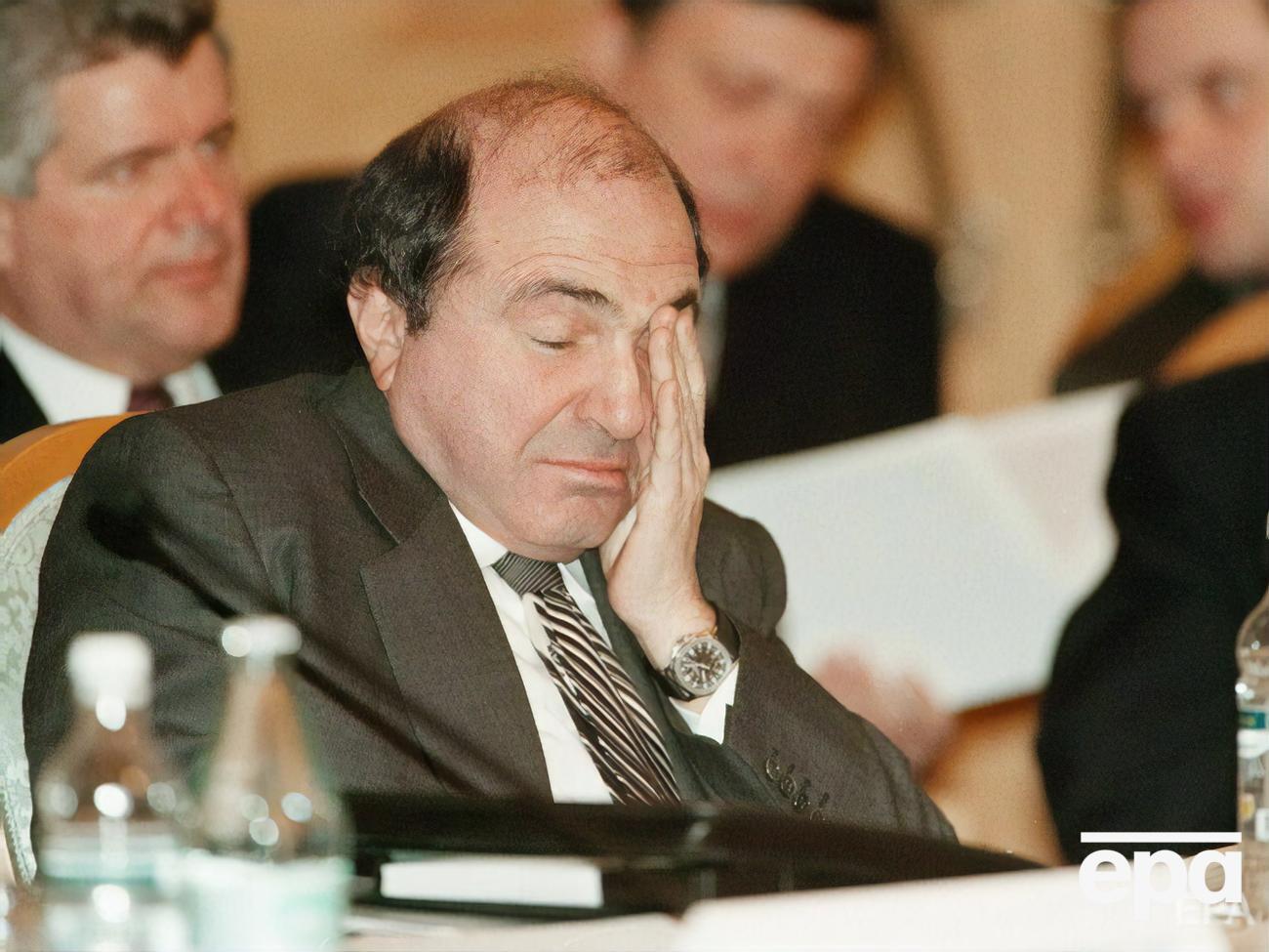 Березовский проживал в Великобритании в статусе политического беженца