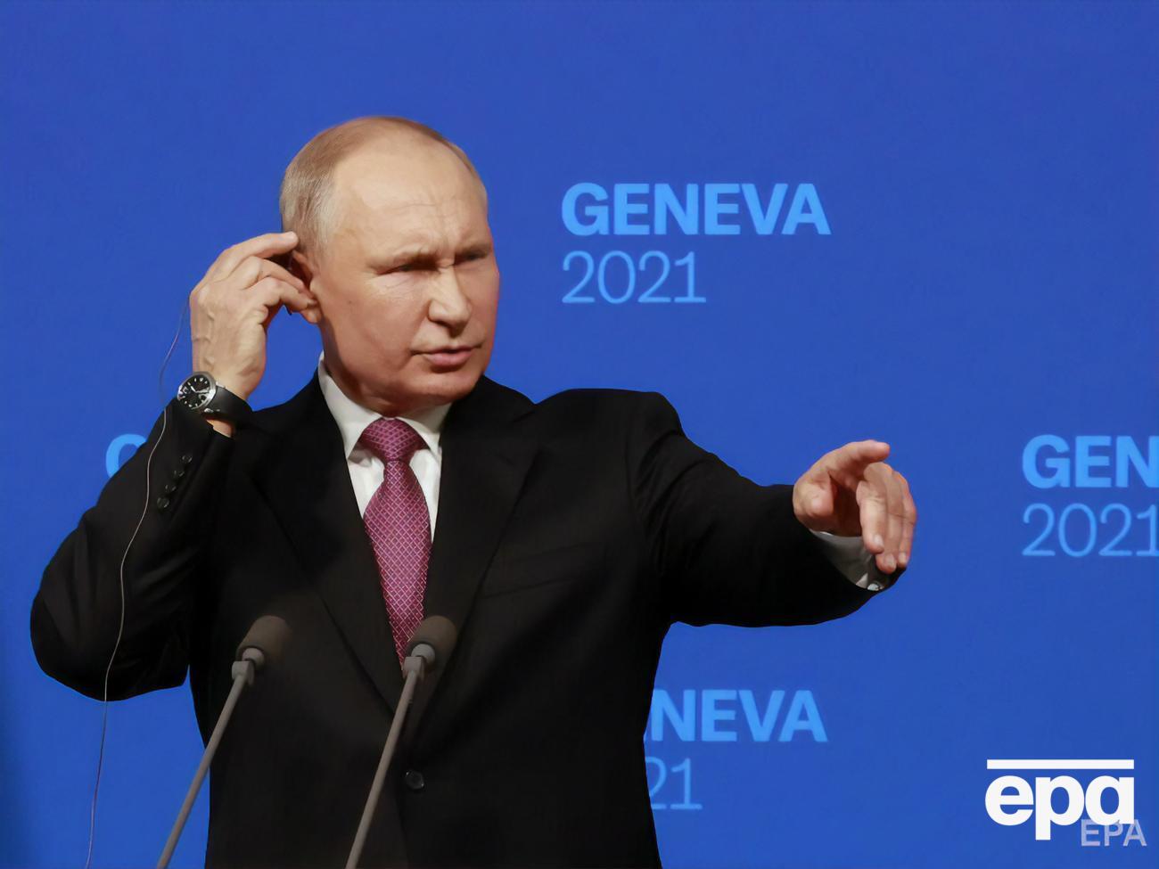 Путін перебуває при владі в Росії понад 20 років
