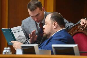 Стефанчука (праворуч на фото) знову не вдалося усунути