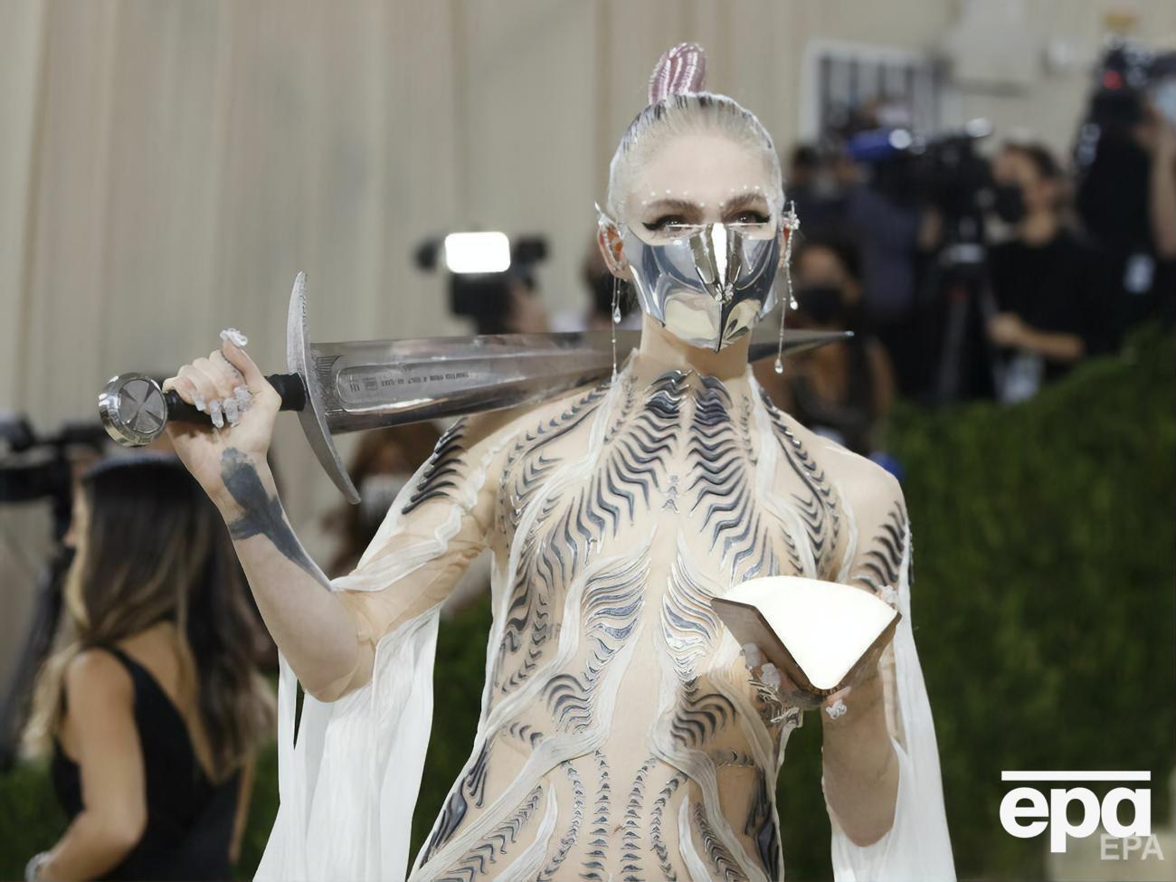 Граймс народила сина навесні 2020 року