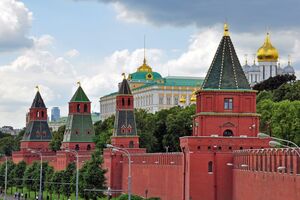 За даними російських ЗМІ, у Кремлі хочуть ухвалити рішення про відновлення транспортного сполучення між Україною і РФ