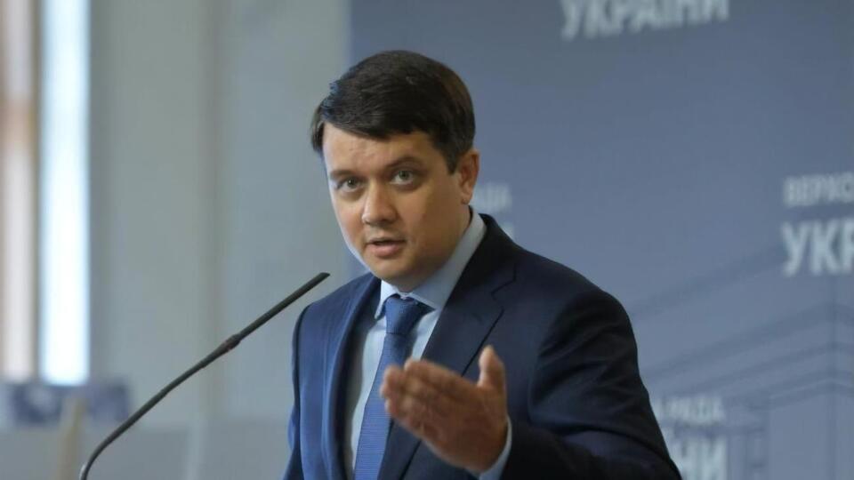 Разумков після звільнення з поста спікера має намір продовжувати політичну кар'єру